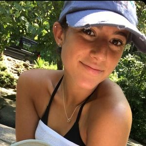 Meet your Posher, Mackenzie